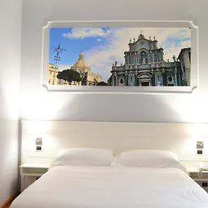 Hotel Centrum, Catânia